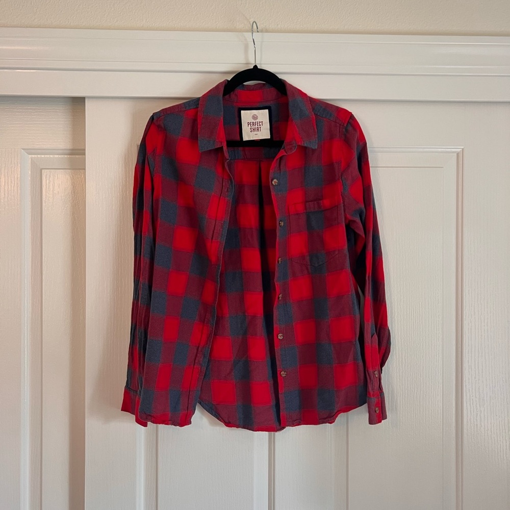 SO Vibrant Red and Navy Plaid Button Down Shirt